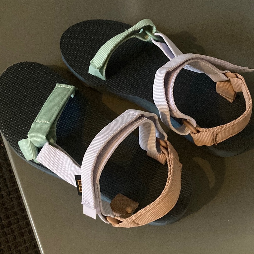 Women’s Teva Sandals